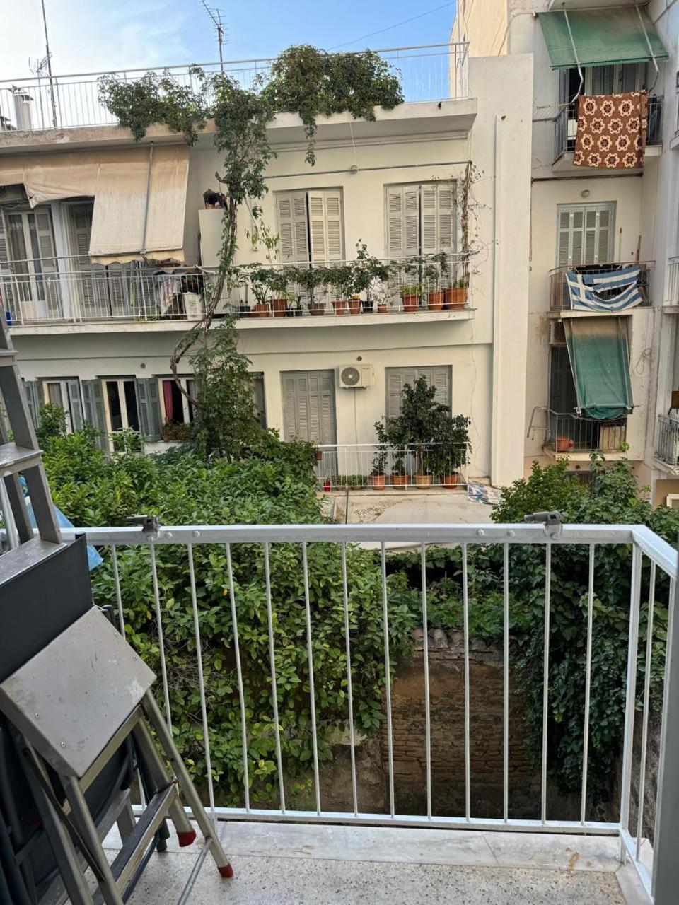 2Nd Floor Apt In Koukaki Athens Exterior photo